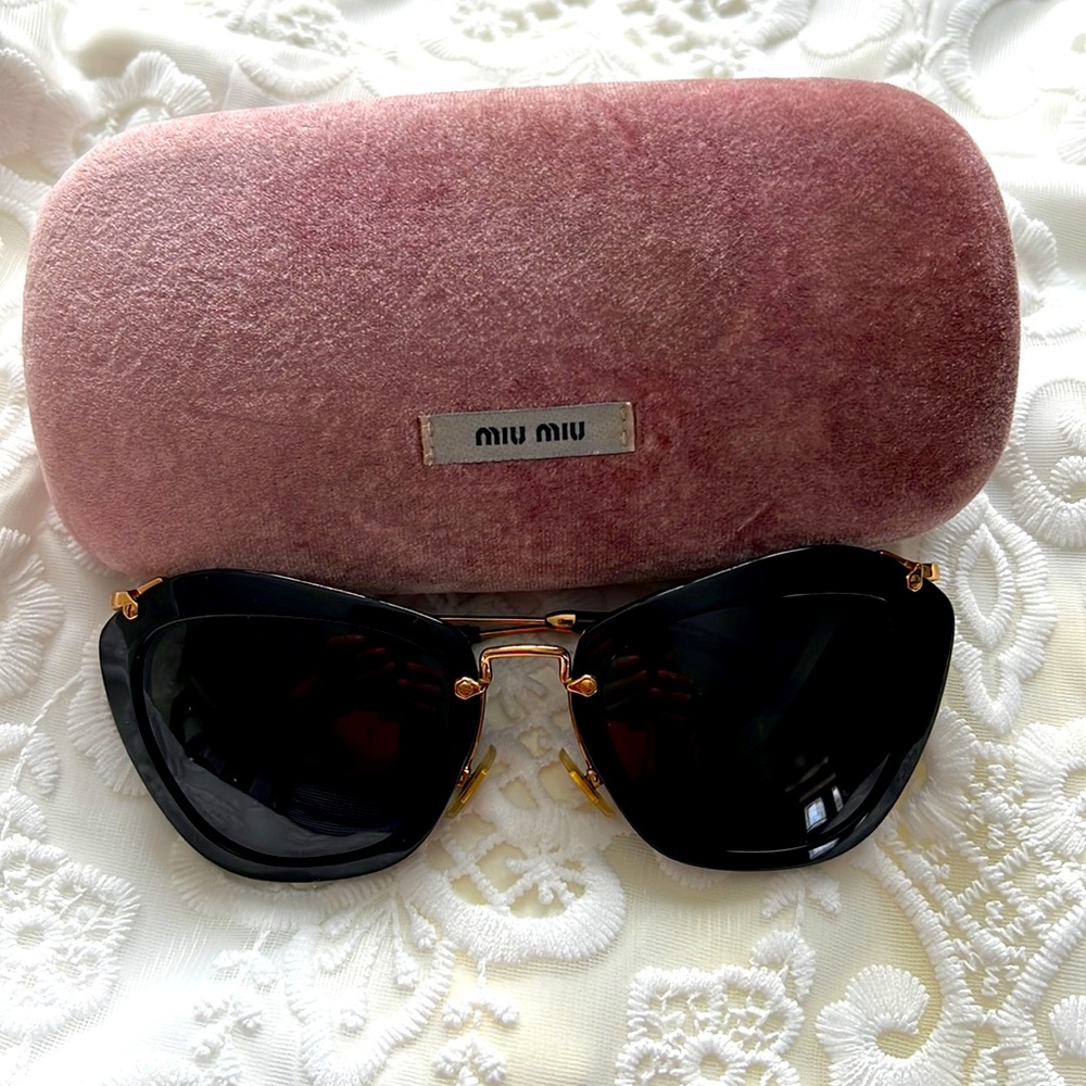 Miu Miu Black Sunglasses with Pink Velvet Case